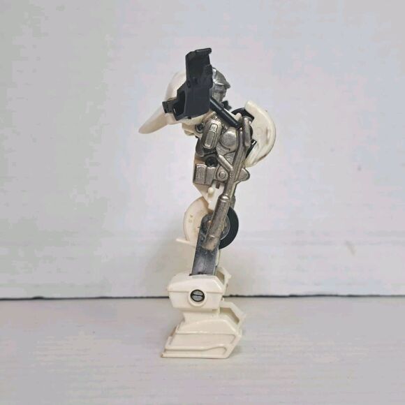 Vtg 1984 GoBots 3" Harley Robo White Bike Figure Tonka Bandai MR-37 Transformer - Picture 6 of 8